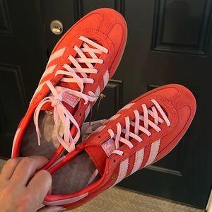 ADIDAS HANDBALL SPEZIAL
Bright Red, Clear Pink & Gum